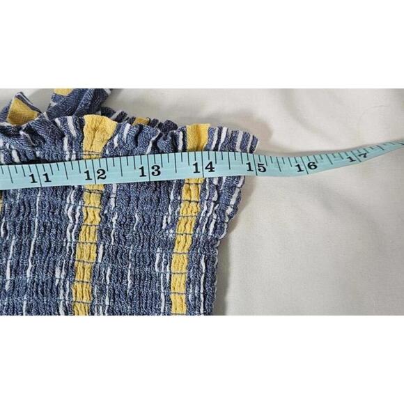 Socialite Boutique Women's Striped Button-Up Smocked Crop Tank Top Size Large - Picture 7 of 9